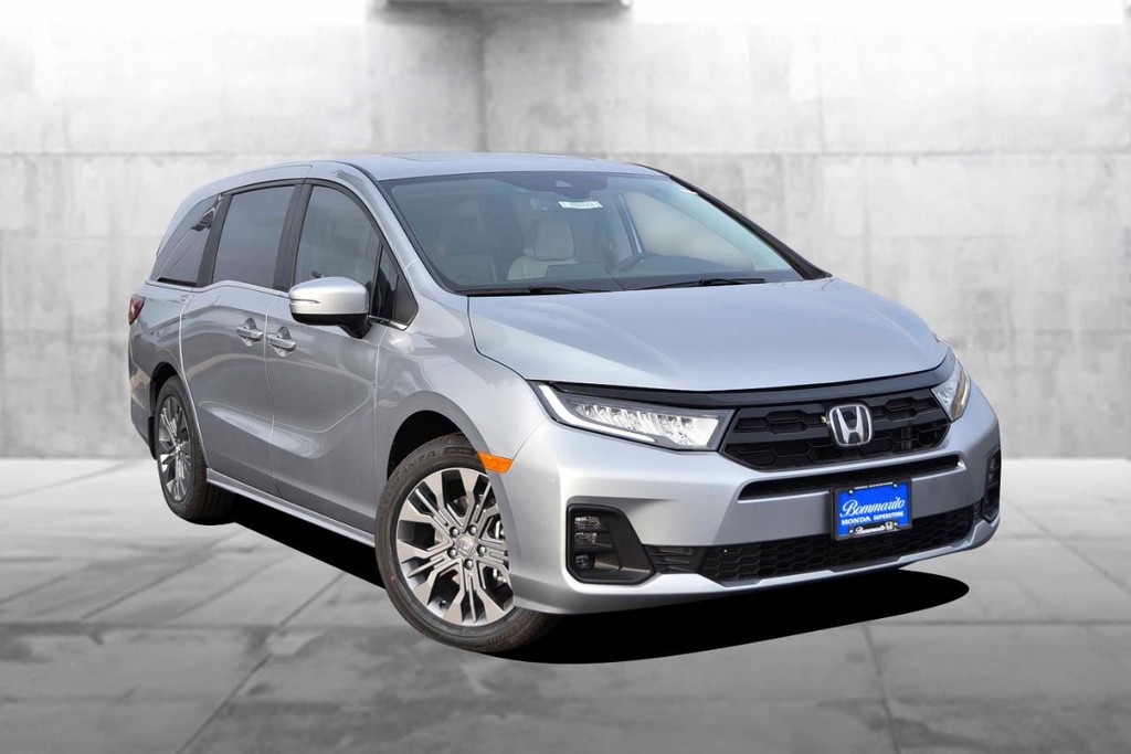 Honda Odyssey Vehicle Full-screen Gallery Image 2