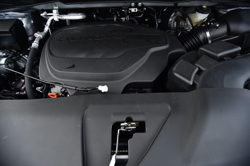 Honda Odyssey Vehicle Full-screen Gallery Image 33