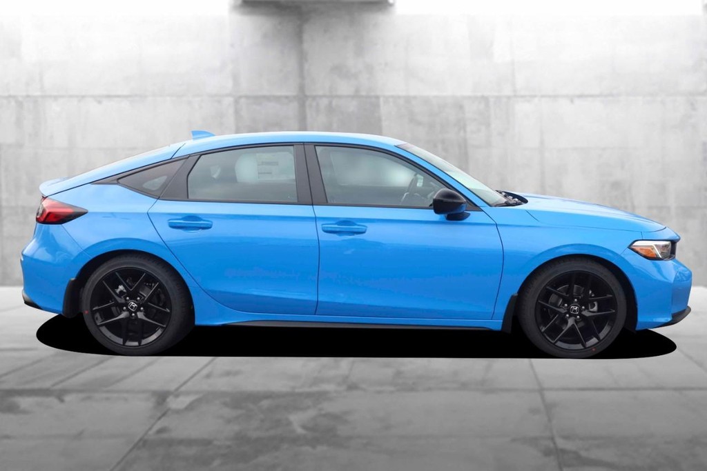 Honda Civic Hatchback Vehicle Image 05