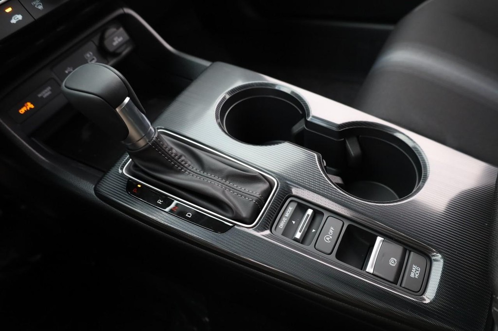 Honda Civic Hatchback Vehicle Image 15