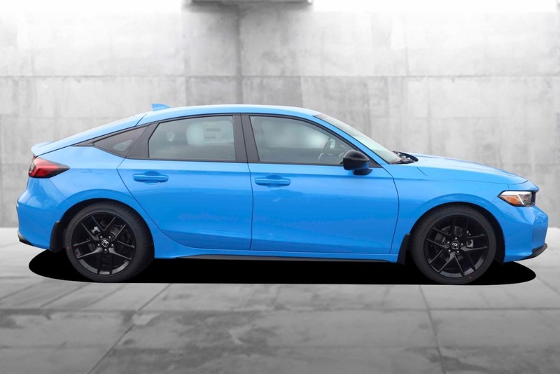 Honda Civic Hatchback Vehicle Image 05