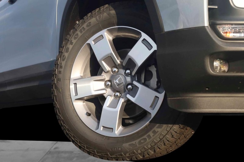 Honda Ridgeline Vehicle Image 03