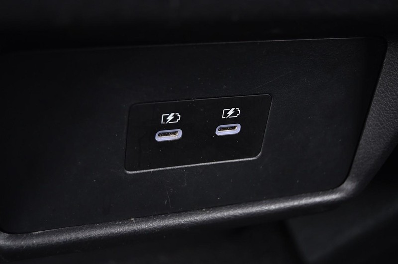 Nissan Rogue Vehicle Image 22