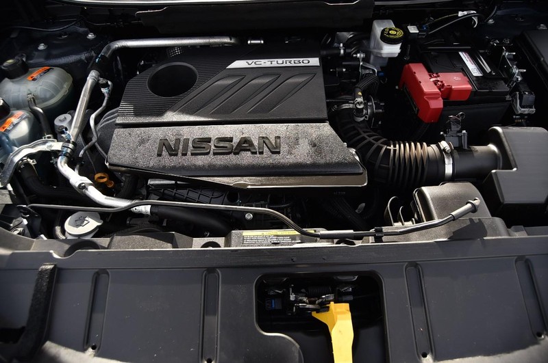 Nissan Rogue Vehicle Image 25