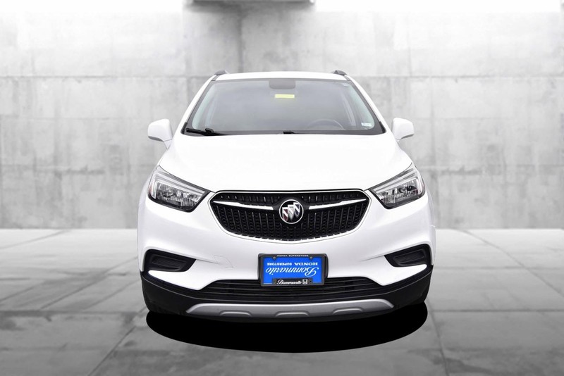 Buick Encore Vehicle Full-screen Gallery Image 04