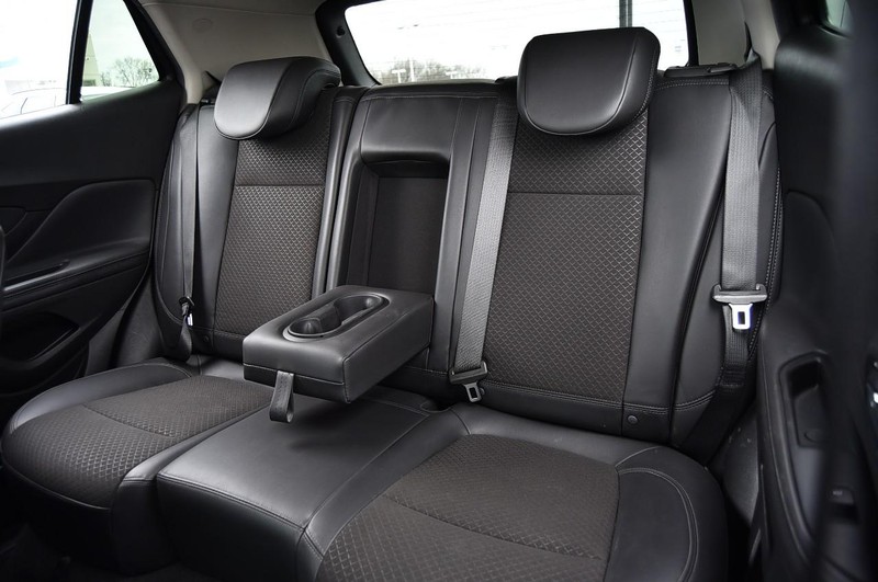 Buick Encore Vehicle Full-screen Gallery Image 19