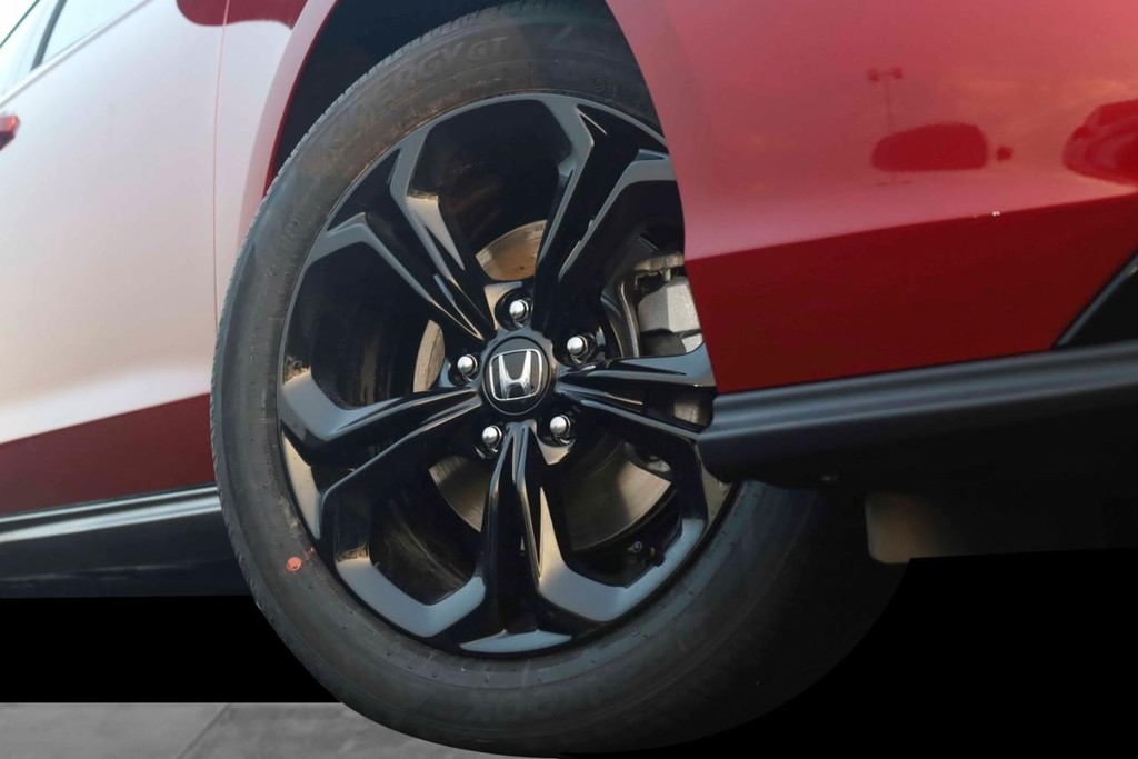 Honda Accord Sedan Vehicle Image 03