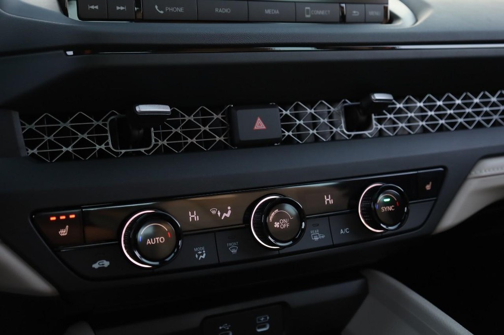 Honda Accord Sedan Vehicle Image 12