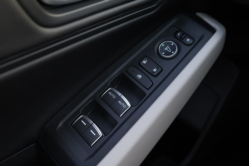 Honda Accord Sedan Vehicle Image 16