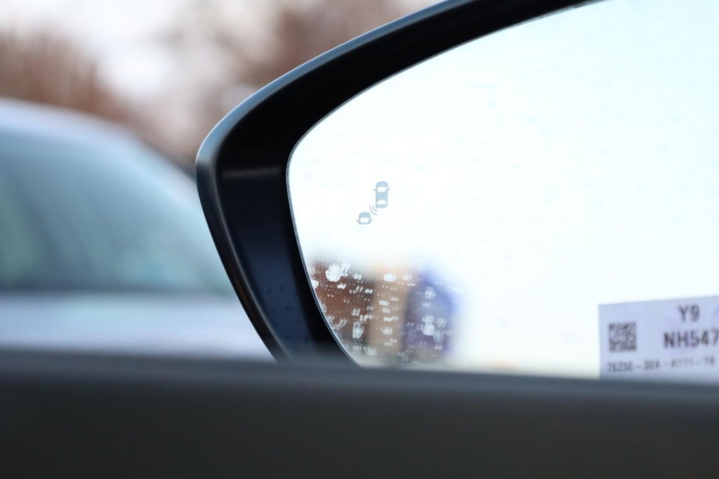 Honda Accord Sedan Vehicle Image 17