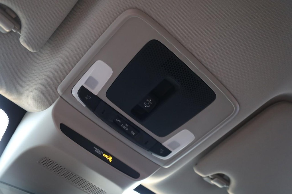 Honda HR-V Vehicle Image 17