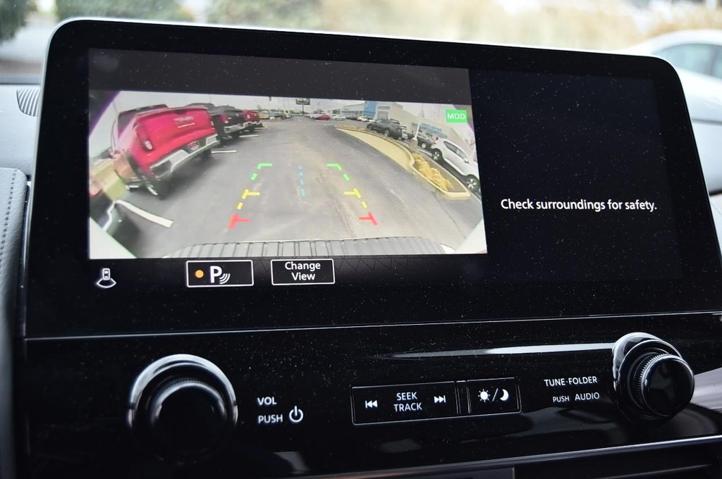 Nissan Armada Vehicle Image 15