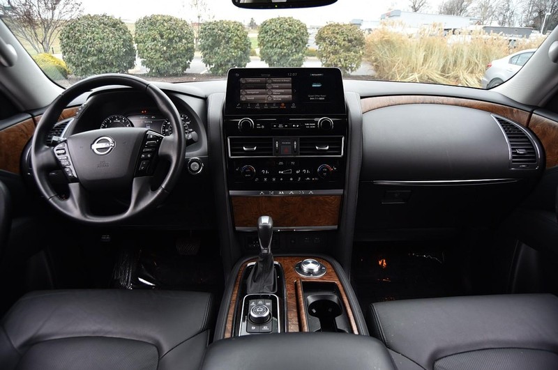 Nissan Armada Vehicle Image 07