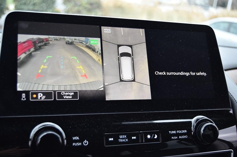 Nissan Armada Vehicle Image 13