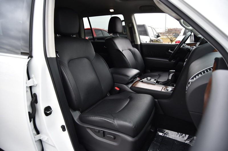 Nissan Armada Vehicle Image 26