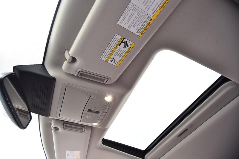 Nissan Armada Vehicle Image 27