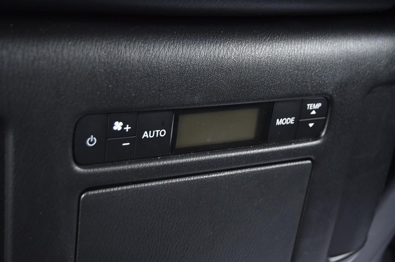 Nissan Armada Vehicle Image 29