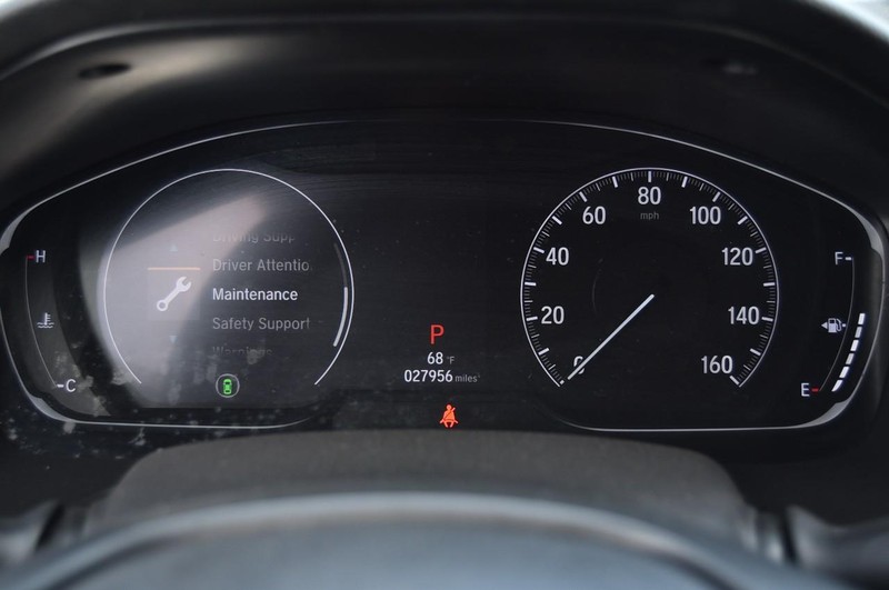 Honda Accord Sedan Vehicle Full-screen Gallery Image 12