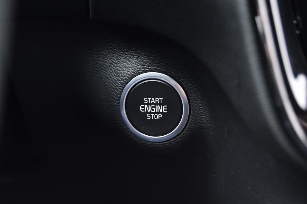 Volvo XC40 Vehicle Image 18