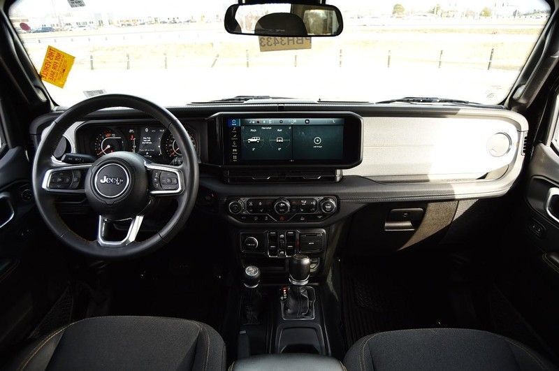 Jeep Wrangler Vehicle Image 07