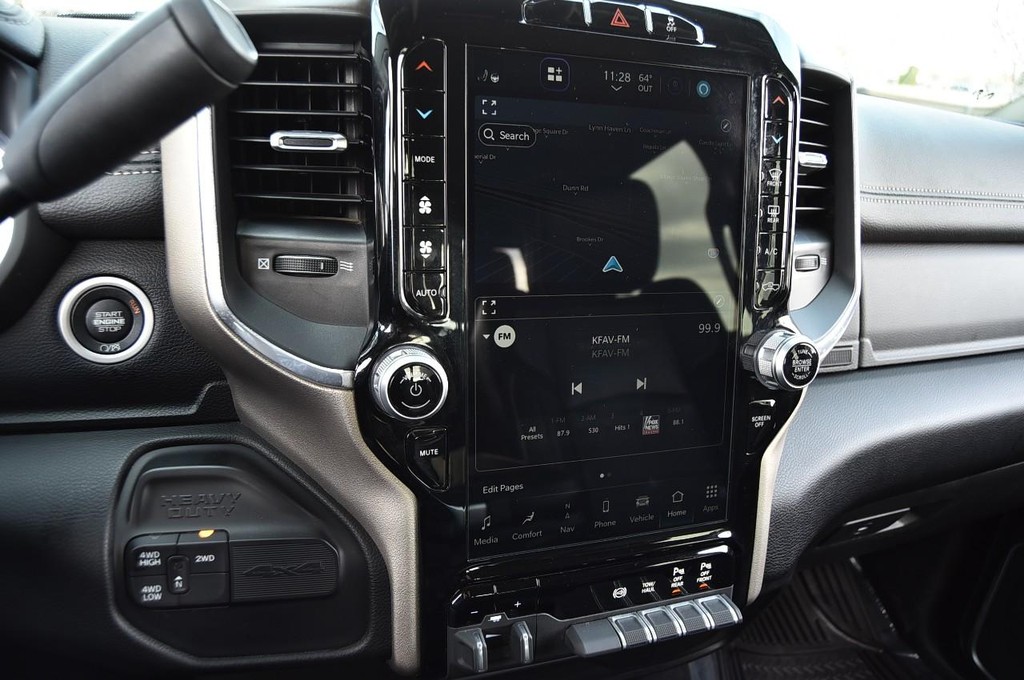 Ram 2500 Vehicle Image 17