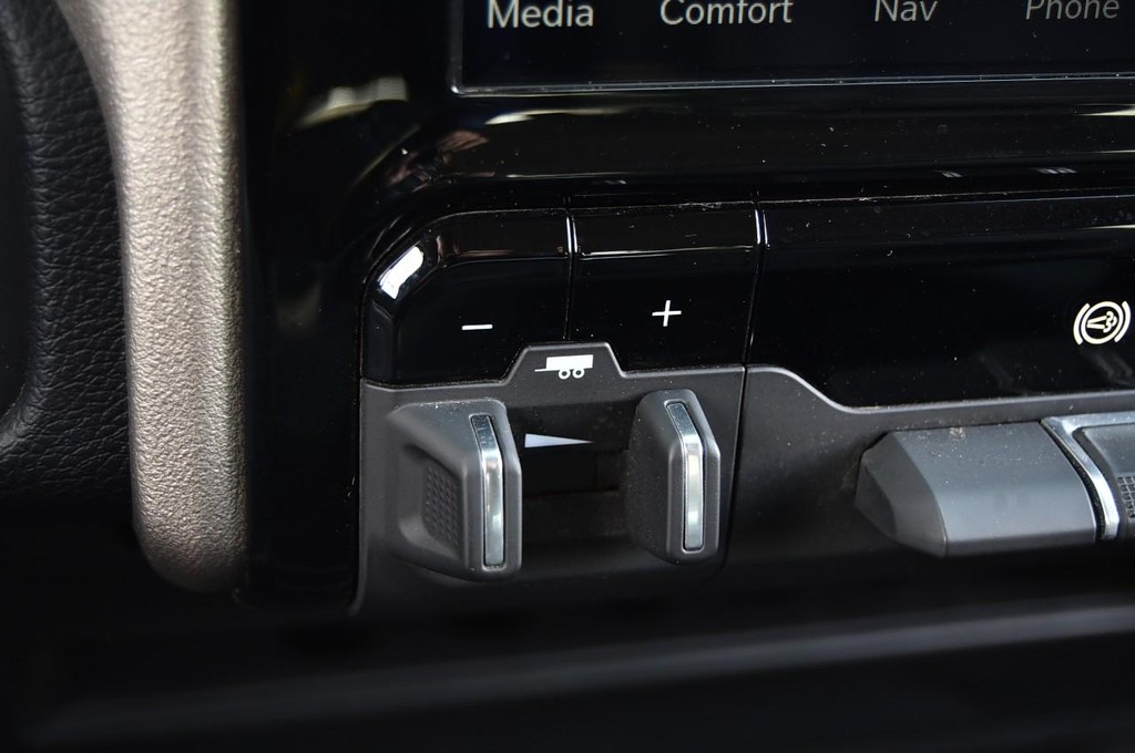 Ram 2500 Vehicle Image 20