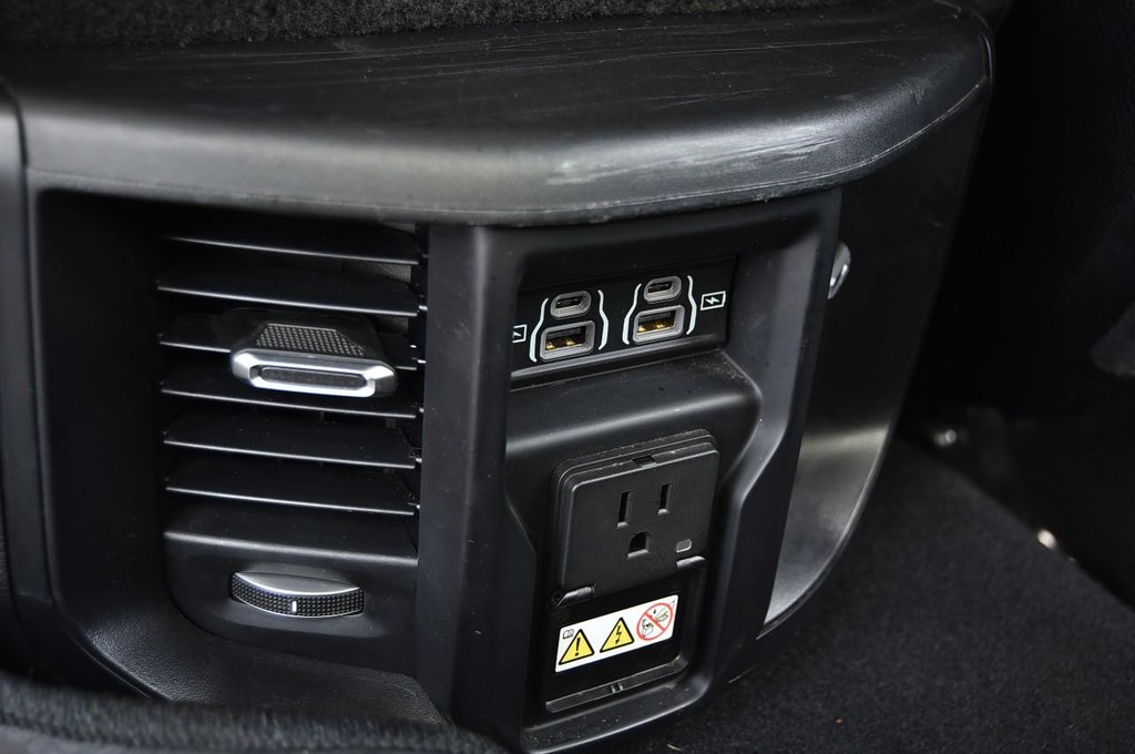 Ram 2500 Vehicle Image 27