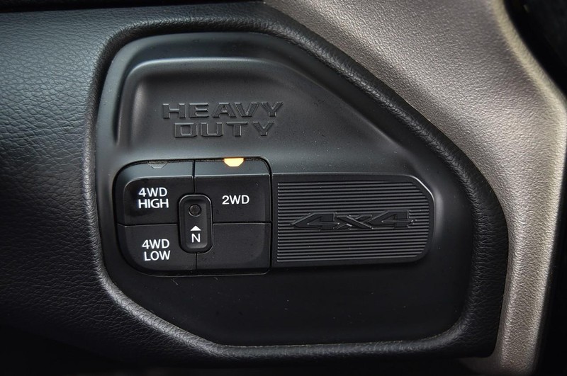 Ram 2500 Vehicle Image 18