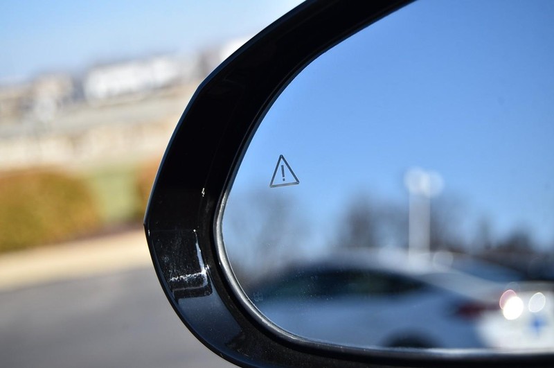 Hyundai Sonata Vehicle Image 09