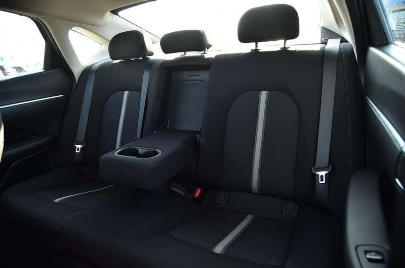 Hyundai Sonata Vehicle Image 20