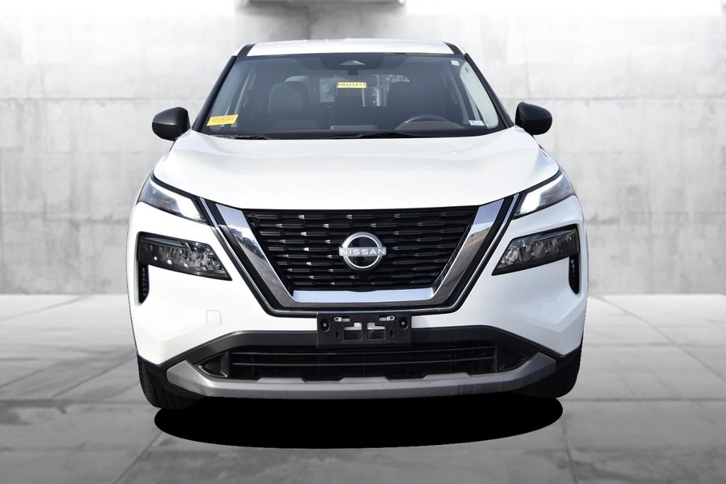 Nissan Rogue Vehicle Image 04