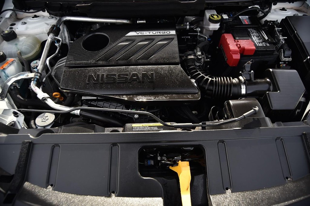 Nissan Rogue Vehicle Image 23