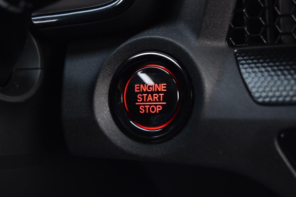 Honda CR-V Vehicle Image 18