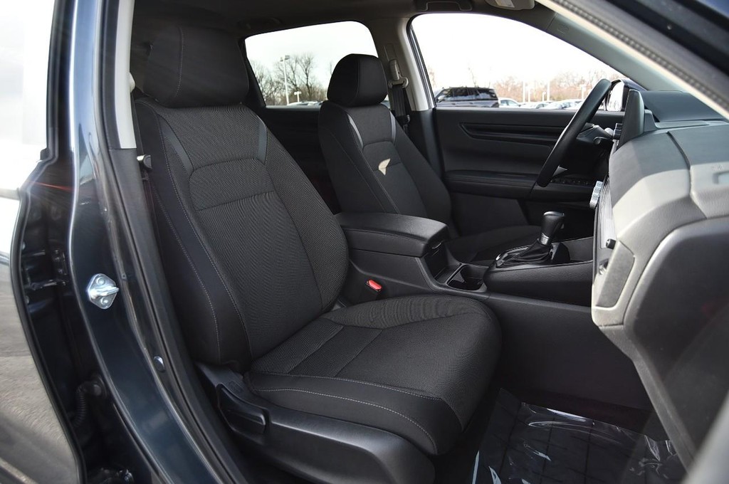 Honda CR-V Vehicle Image 21