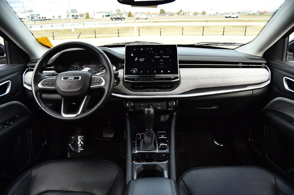 Jeep Compass Vehicle Image 07