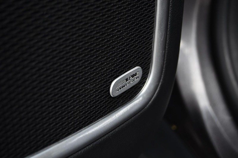 Jeep Compass Vehicle Image 09