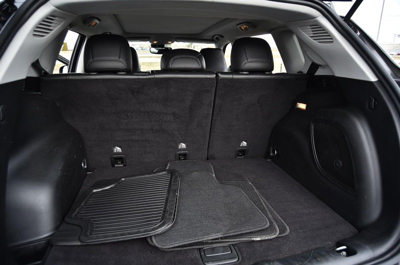 Jeep Compass Vehicle Image 25