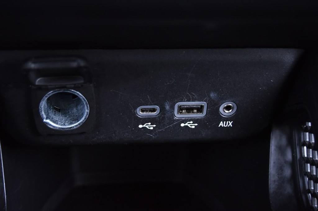 Chevrolet TrailBlazer Vehicle Image 14