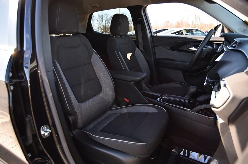 Chevrolet TrailBlazer Vehicle Image 19