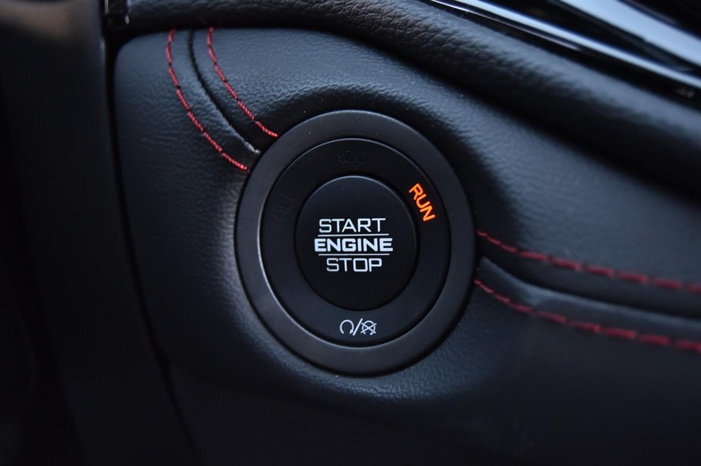 Dodge Durango Vehicle Full-screen Gallery Image 17