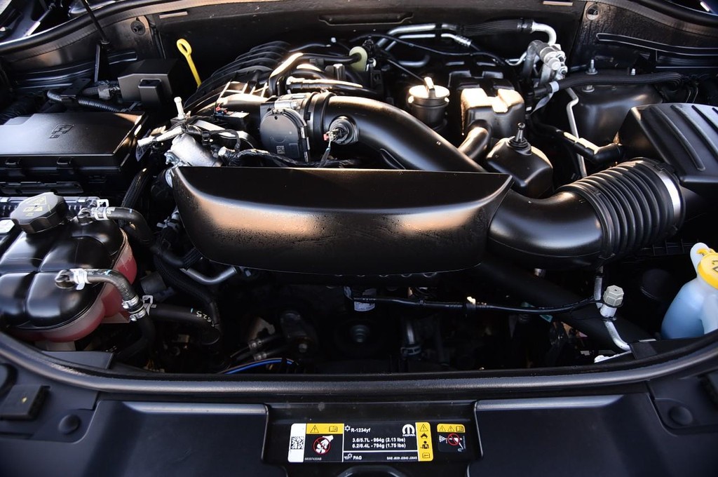 Dodge Durango Vehicle Full-screen Gallery Image 27