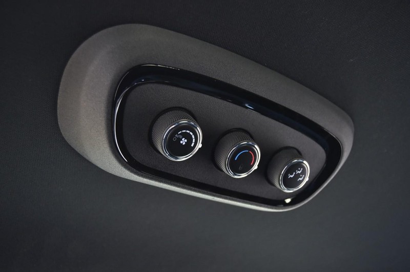 Dodge Durango Vehicle Image 23