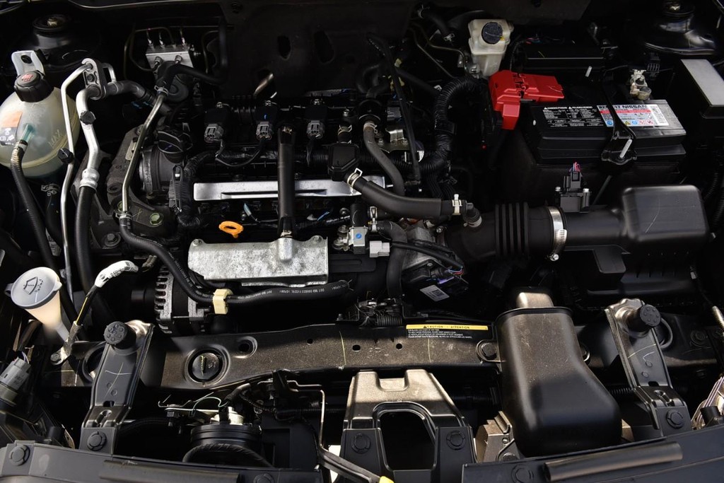 Nissan Kicks Vehicle Image 22