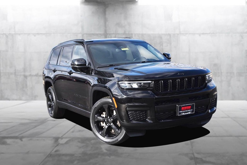 Jeep Grand Cherokee L Vehicle Image 02