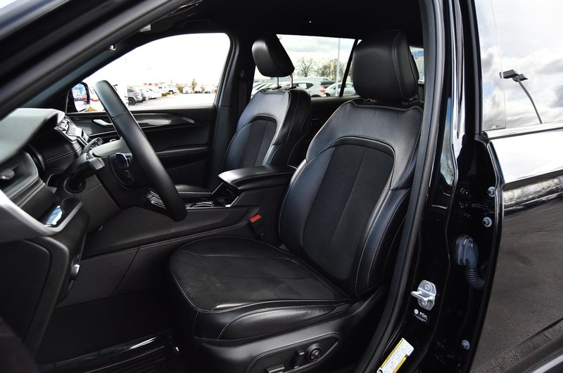 Jeep Grand Cherokee L Vehicle Image 19