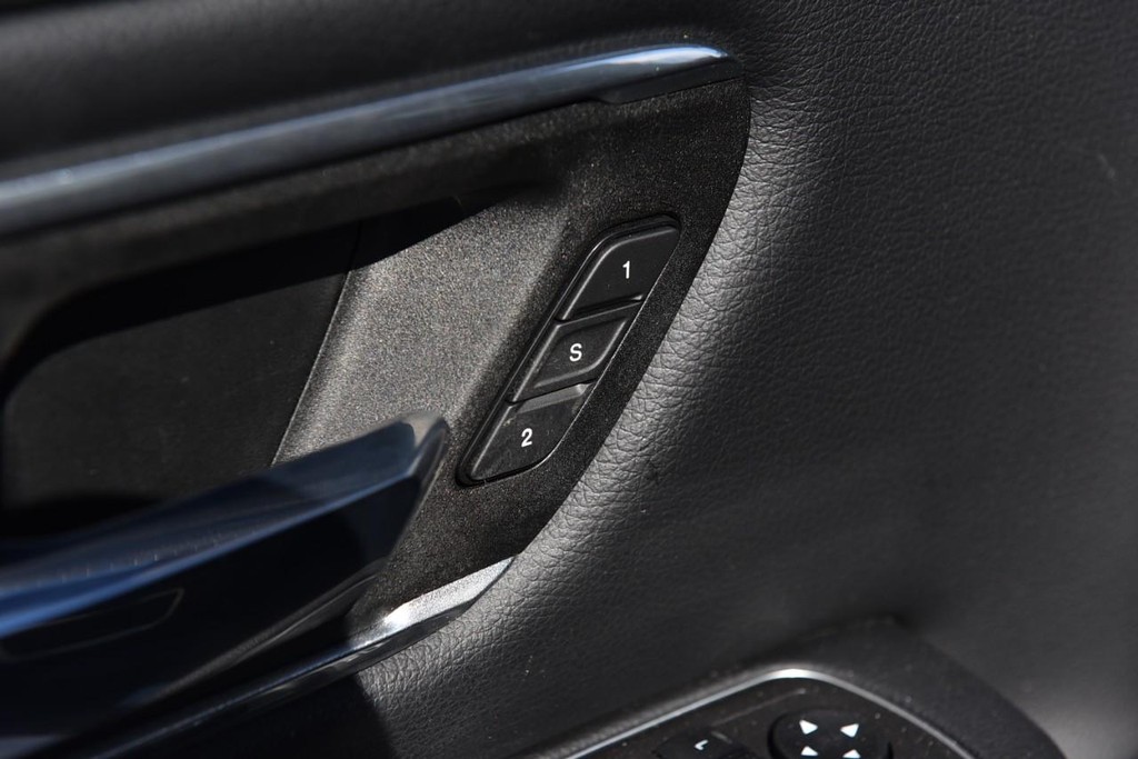 Ram 1500 Vehicle Full-screen Gallery Image 10