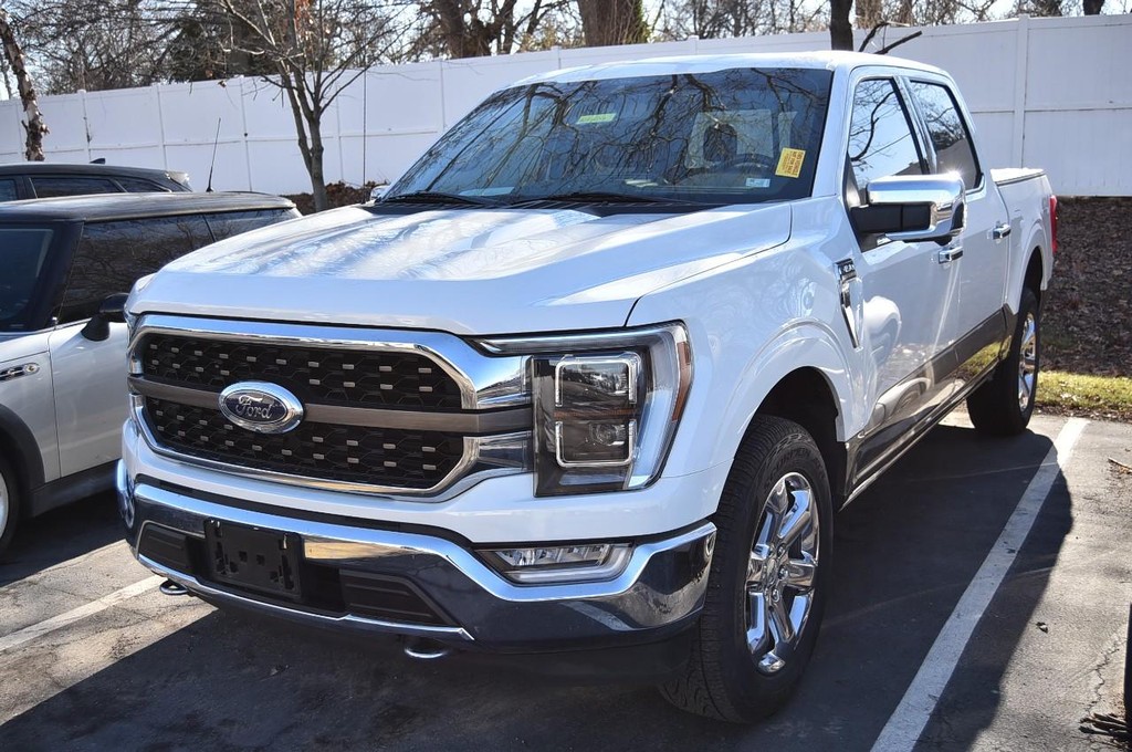 Ford F-150 Vehicle Full-screen Gallery Image 4
