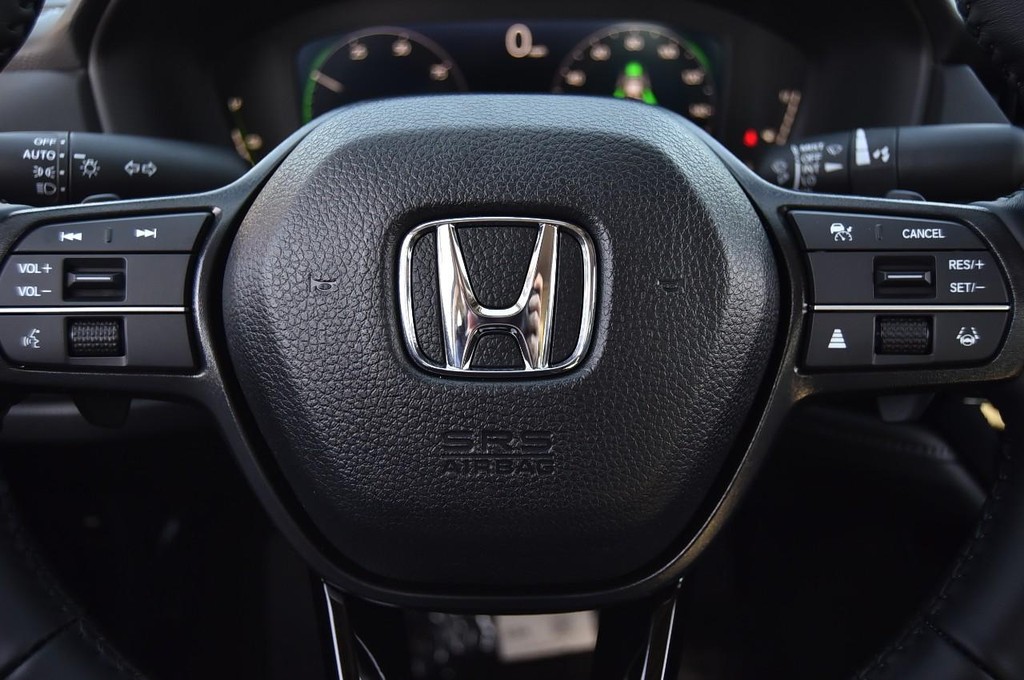 Honda Accord Hybrid Vehicle Image 20
