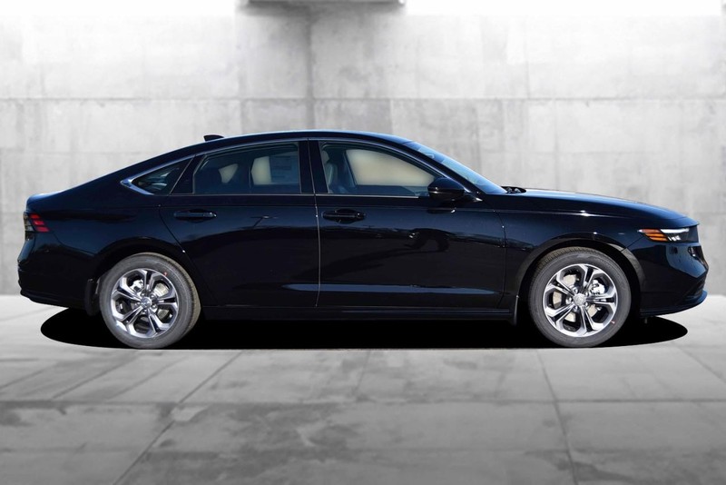 Honda Accord Hybrid Vehicle Image 05