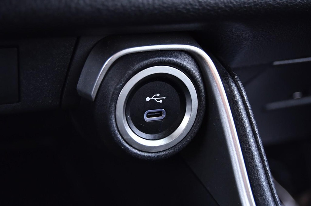 Toyota Grand Highlander Vehicle Image 18